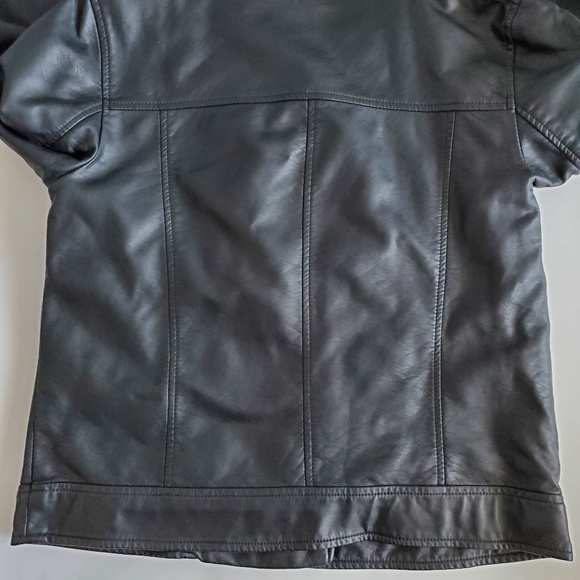 Forever 21 Faux Leather Zip Up Jacket, Black, M - Picture 6 of 9